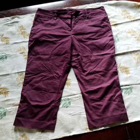 NY&CO Capris - Picture 1 of 7